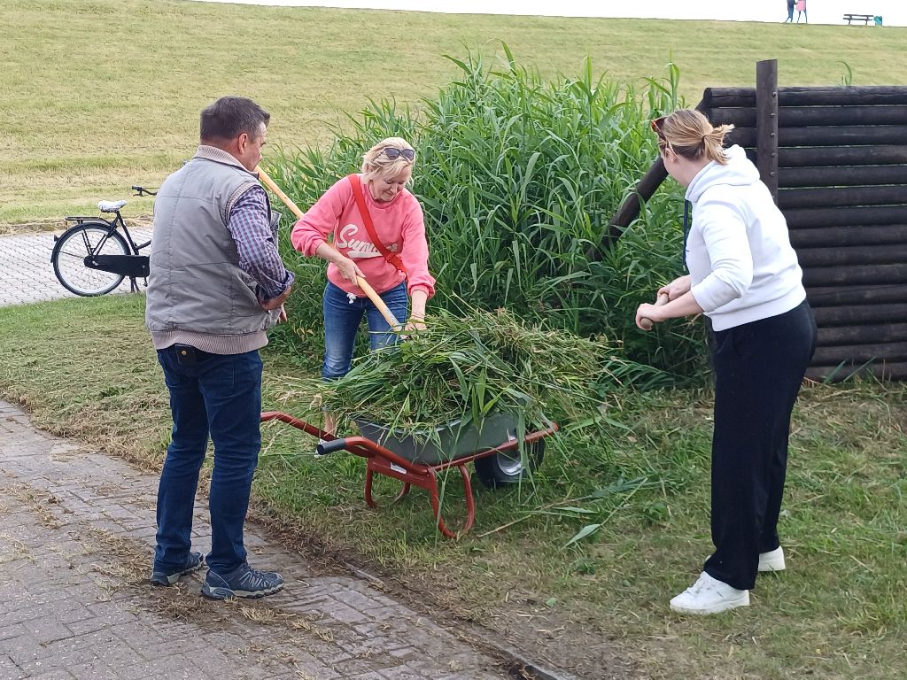 Starke Beteiligung beim Arbeitsdienst am und im Bootshaus
