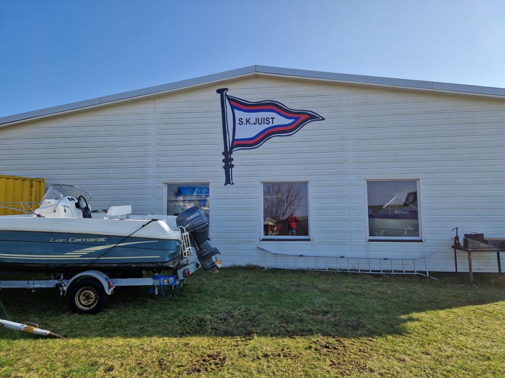 Bootshaus vom Segelklub Juist erhielt altes Aussehen zurück